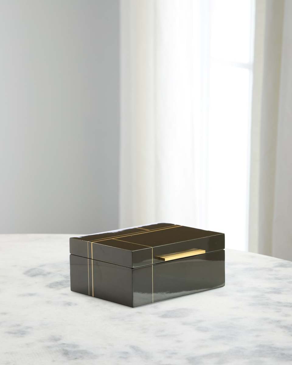 Tenebra Small Box, 9"